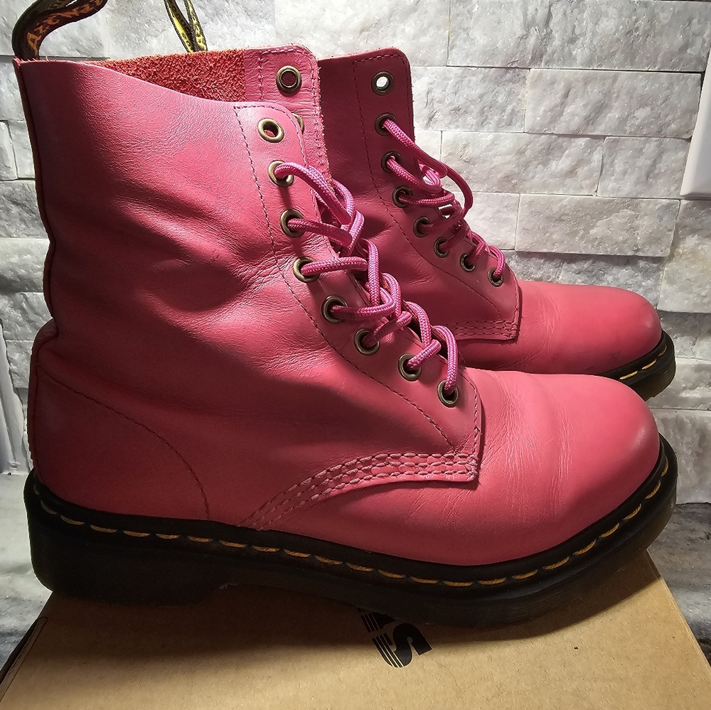 Dr. Martens Pascal Boot, Uk 5, Raspberry - image 1